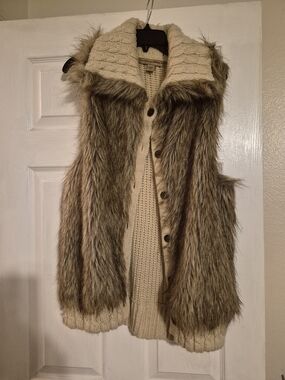 Vintage Cream Knit Faux-Fur Trim Sleeveless Vest